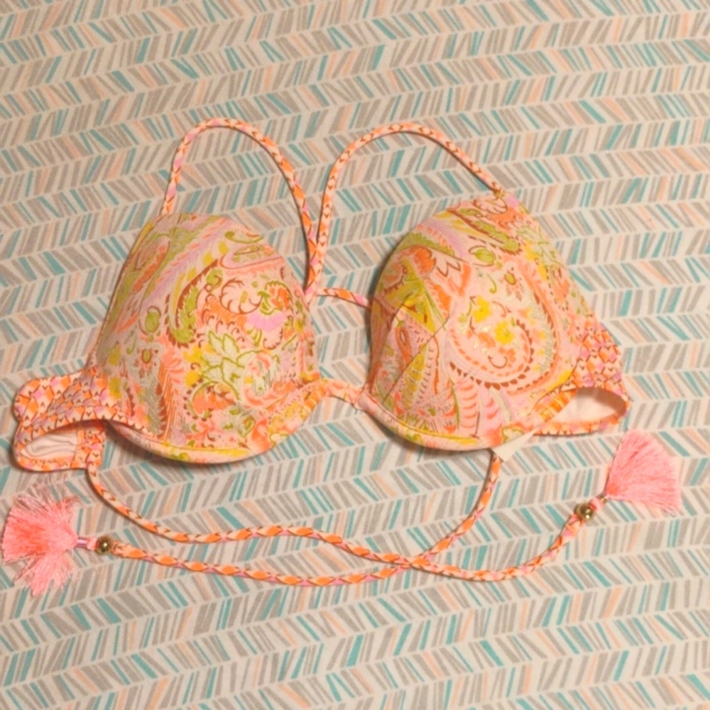Victoria Secret The Fabulous swim top size 32D